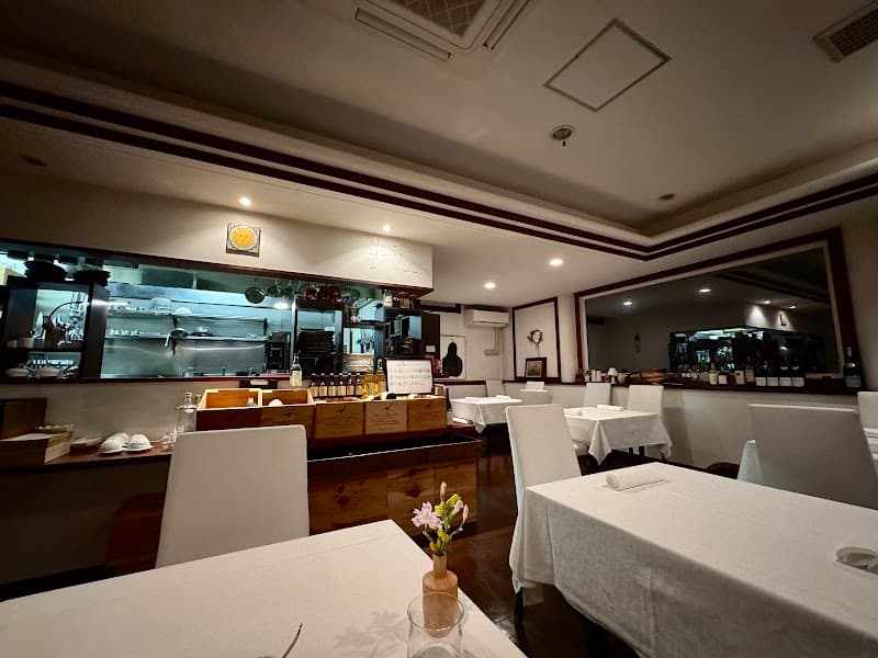 OSTERIA ENOTECA DA SASINO(オステリア エノテカ ダ サスィーノ)