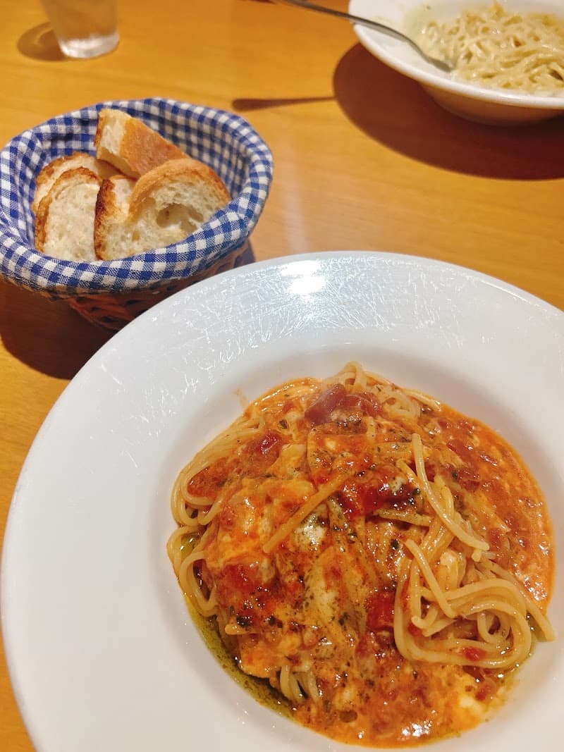 Bistro Queueの店内・料理の写真 3枚目