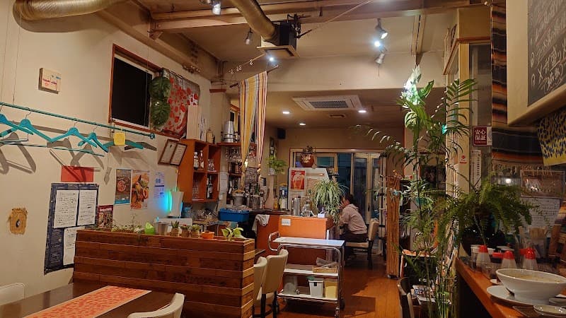 ラーメンビストロ&バー ナバホホワイト 高崎の店内・料理の写真 2枚目