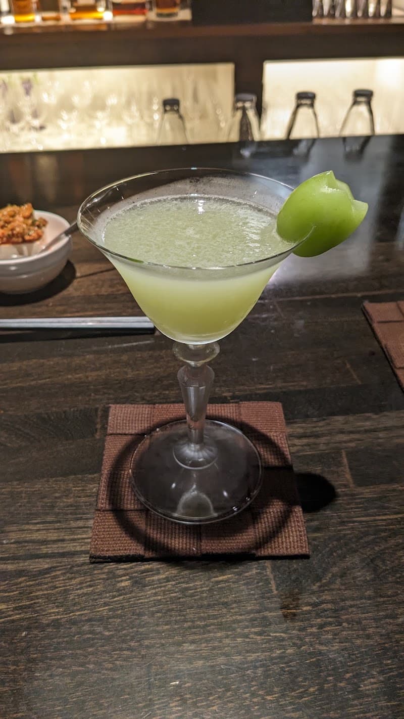 BAR Good Nightの店内・料理の写真 2枚目