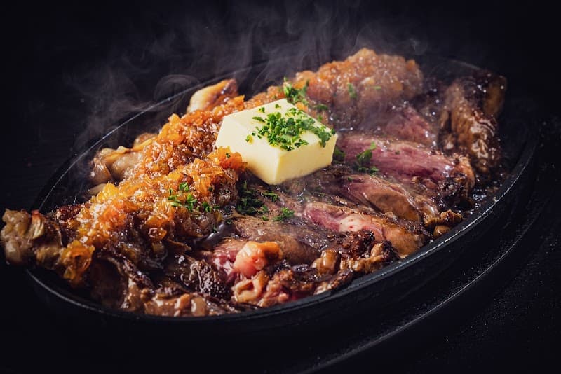 THE RICH ステーキビストロ (ザ リッチ)の店内・料理の写真 2枚目