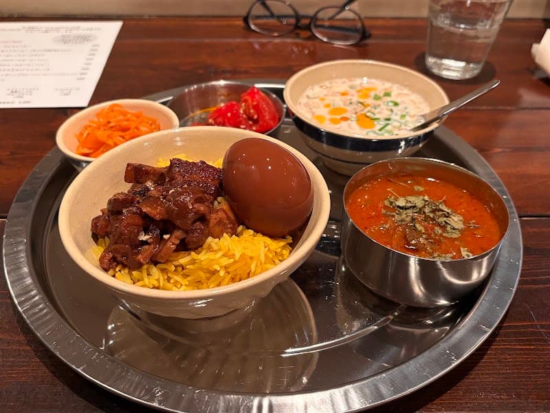 Django＜ジャンゴ＞ナチュラルワインと日本のお酒とスパイス料理の店内・料理の写真 3枚目
