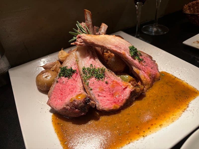 レトノ Les TONNEAUXの店内・料理の写真 2枚目