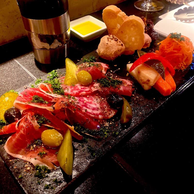 レトノ Les TONNEAUXの店内・料理の写真 3枚目