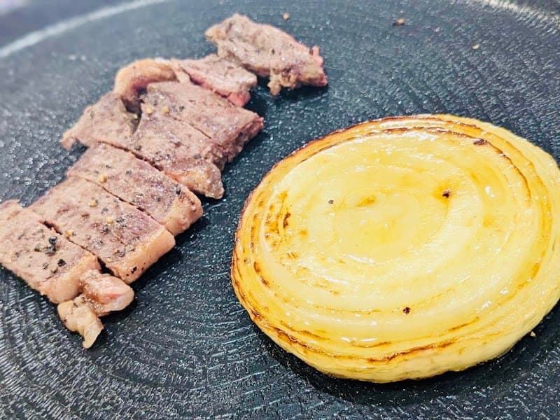 肉のPLSの店内・料理の写真 2枚目