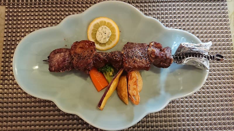 ビストロ・和牛ステーキ クレシェントの店内・料理の写真 2枚目