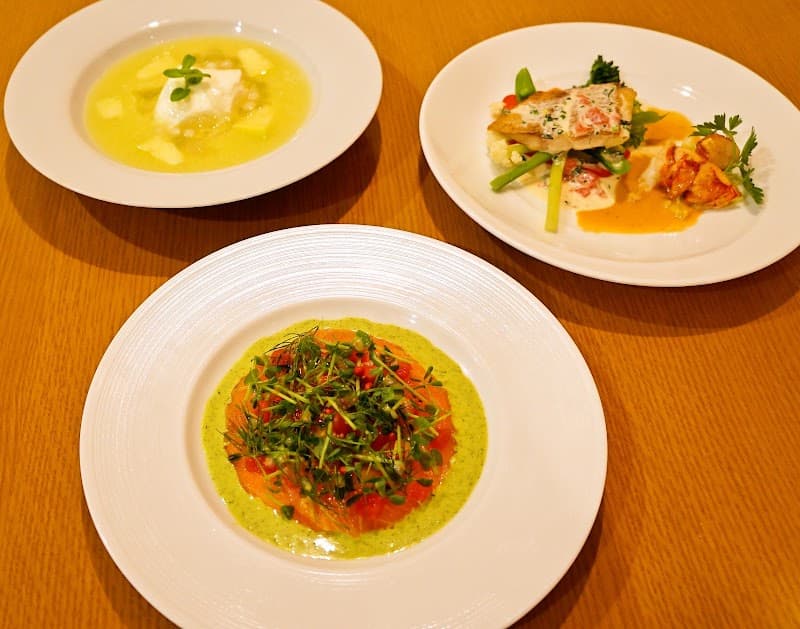 リボーンの店内・料理の写真 2枚目