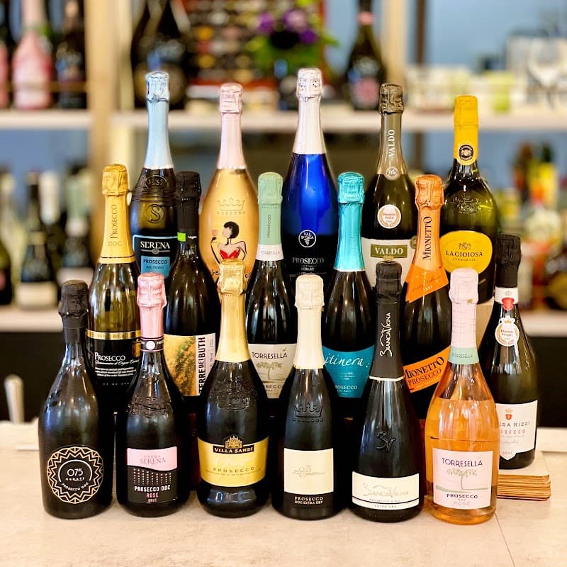 マルティノッティ プロセッコ バー＆カフェ - MARTINOTTI Prosecco Bar & Caffèの店内・料理の写真 2枚目