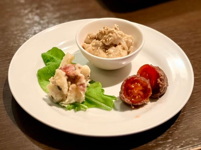 ワインバー・クラレットの店内・料理の写真 2枚目