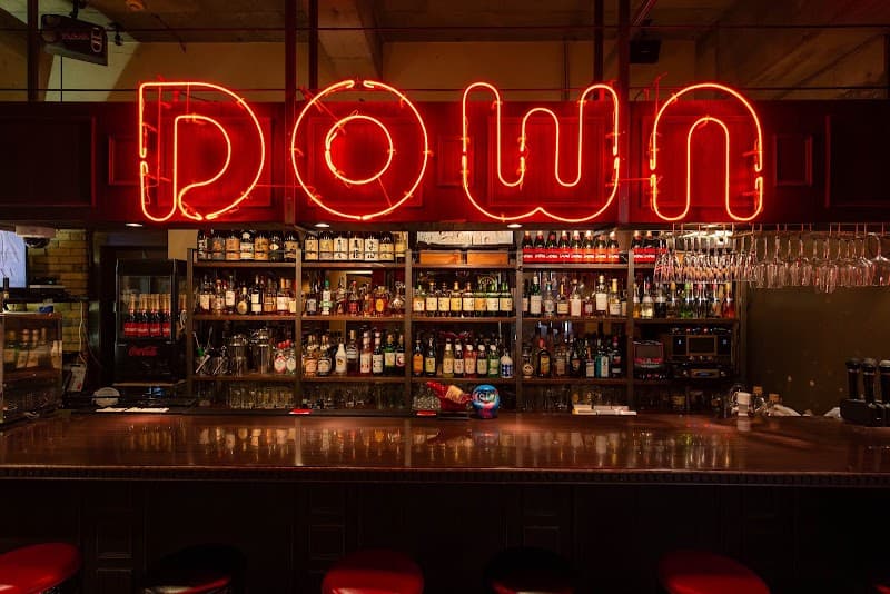 BAR DOWNの店内・料理の写真 3枚目