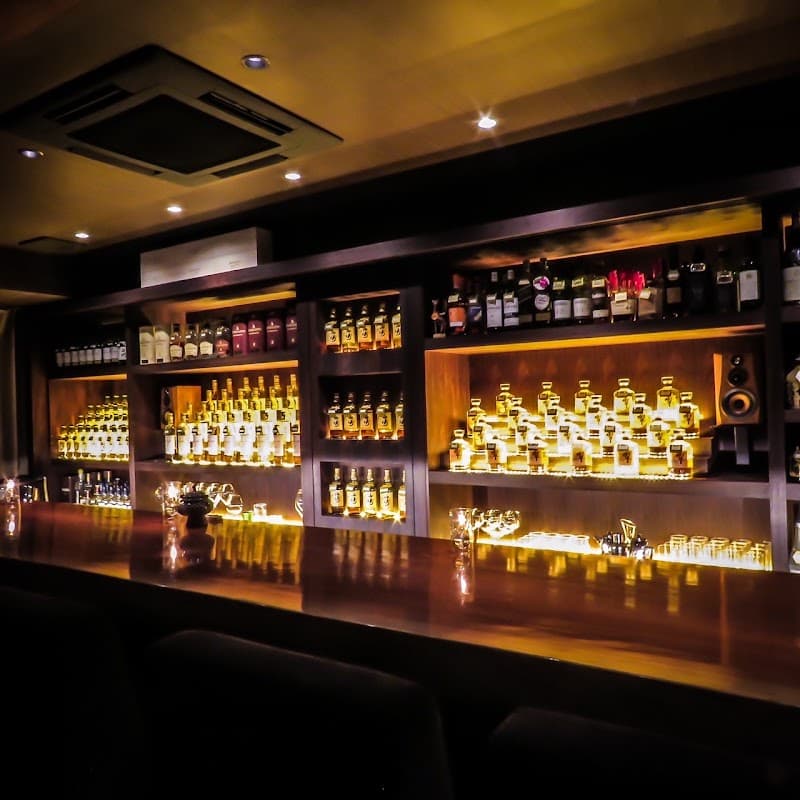 Bottle BAR KARIS (ボトル バー カリス)