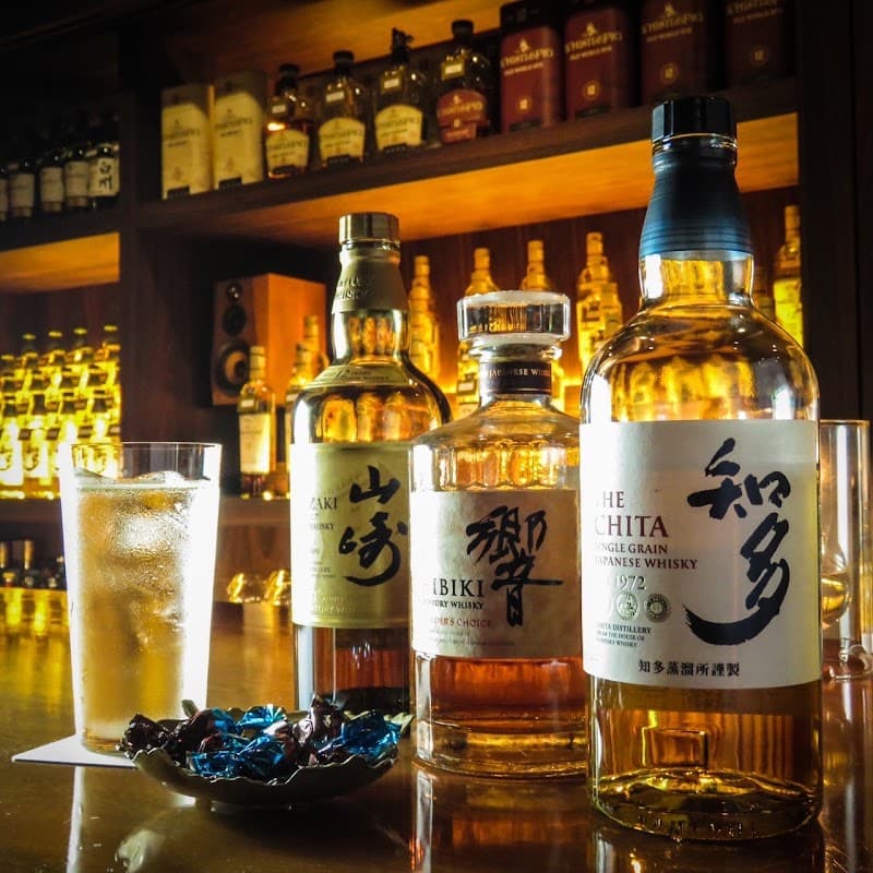 Bottle BAR KARIS （ボトル バー カリス）の店内・料理の写真 2枚目