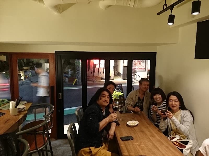 Wine Bar WILD, BUSHYの店内・料理の写真 2枚目