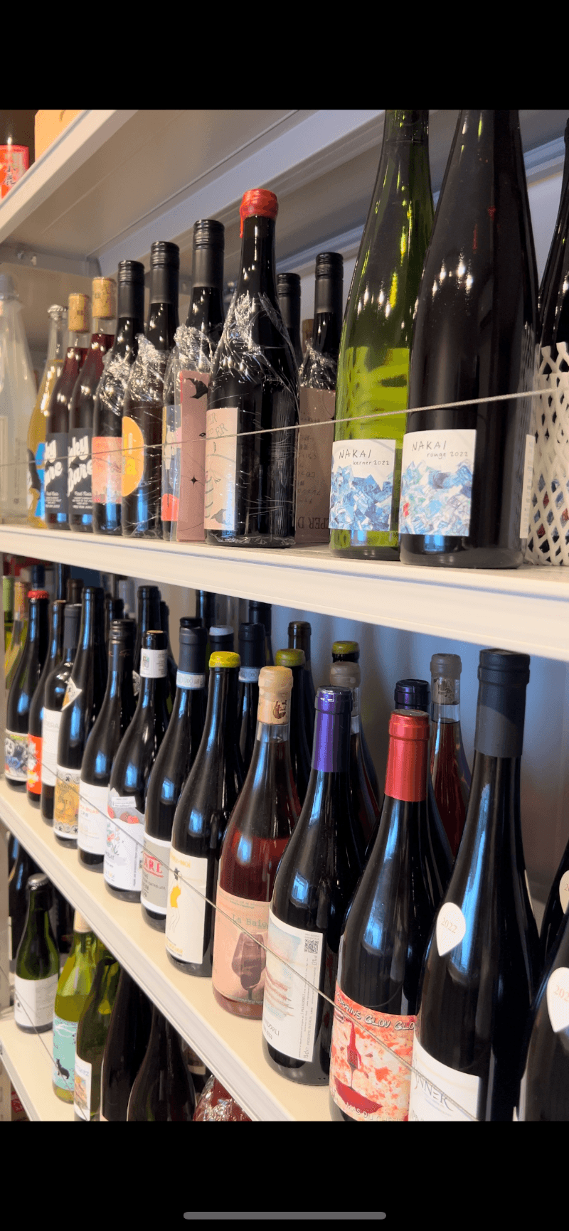 海辺の自然派wine shopゆららの店内・料理の写真 2枚目