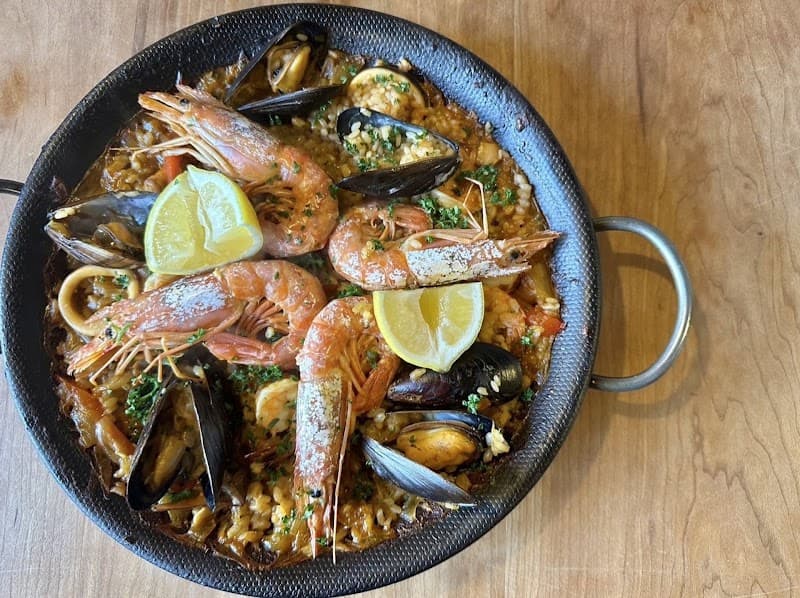 スペインバル dotの店内・料理の写真 2枚目