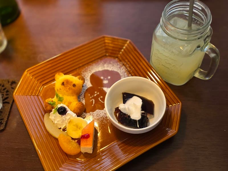 ディップモコDIPMOCOの店内・料理の写真 3枚目