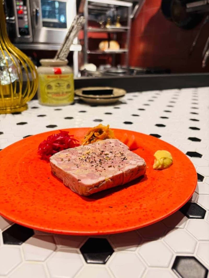 Bistro et Vin Cheminの店内・料理の写真 3枚目