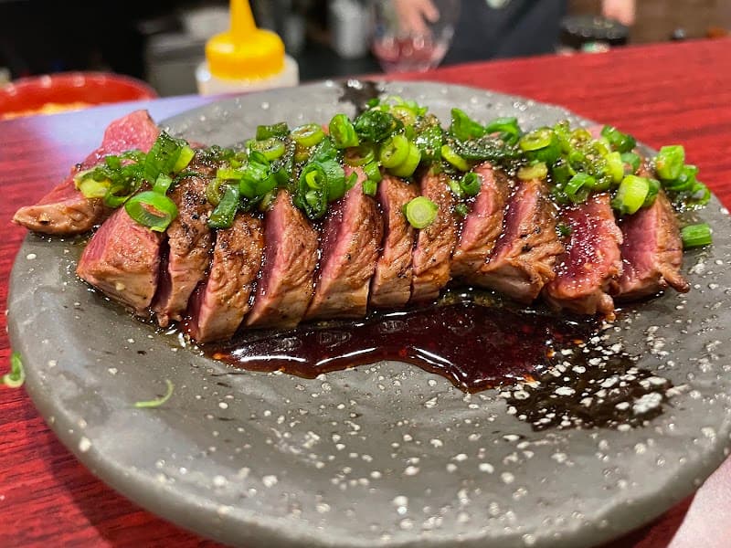 beef & wine 義賊の店内・料理の写真 2枚目
