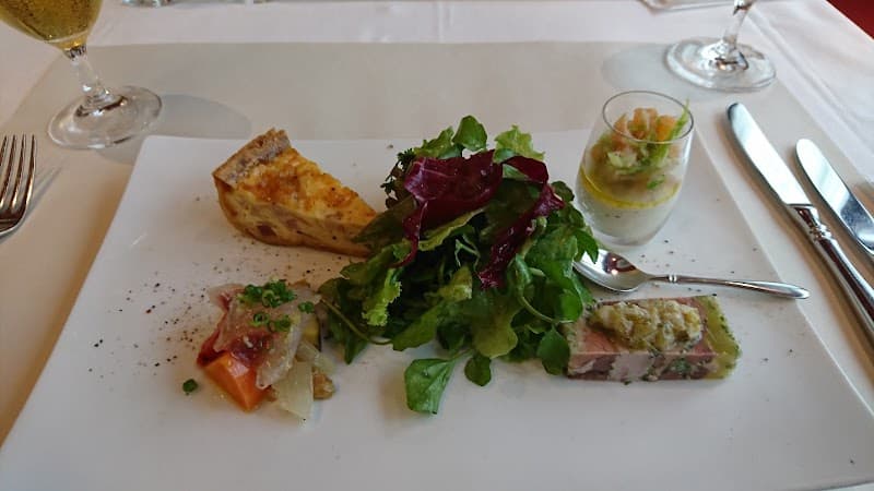 ビストロ・サン・ル・スーの店内・料理の写真 2枚目