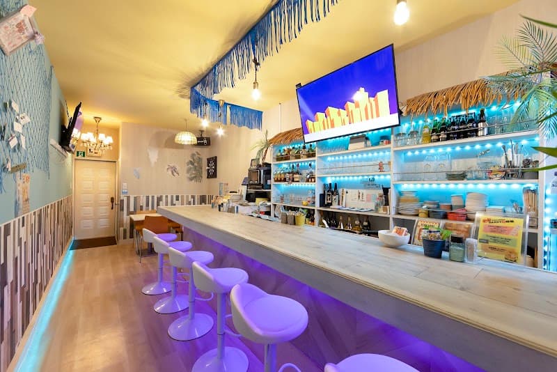 DINING BAR BARRY