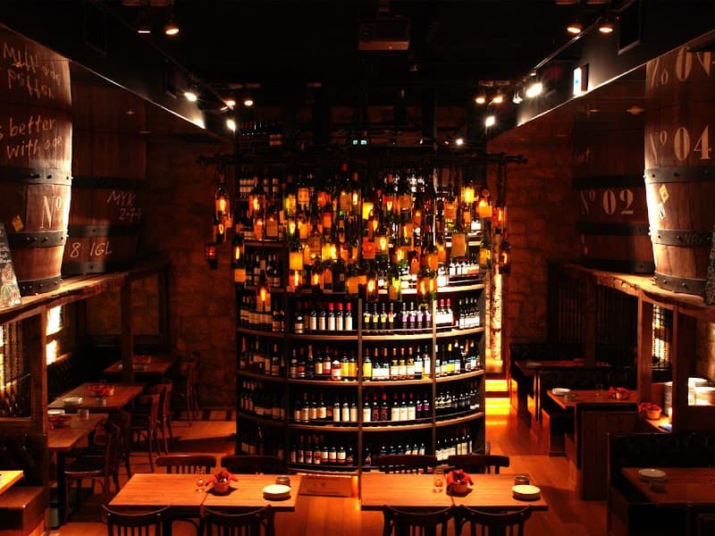 WINEHALL GLAMOUR 銀座