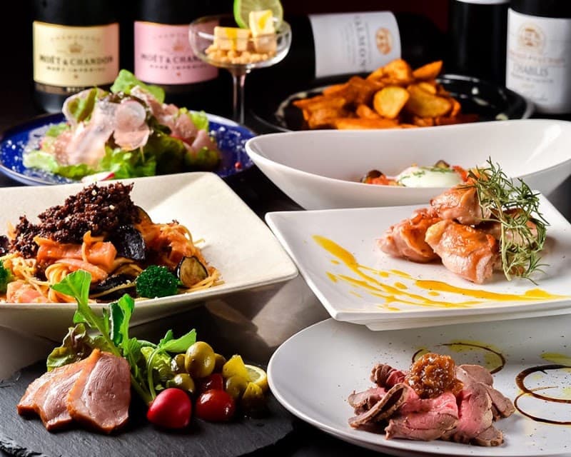 Dining＆Party MANUQA（マヌーカ）の店内・料理の写真 2枚目