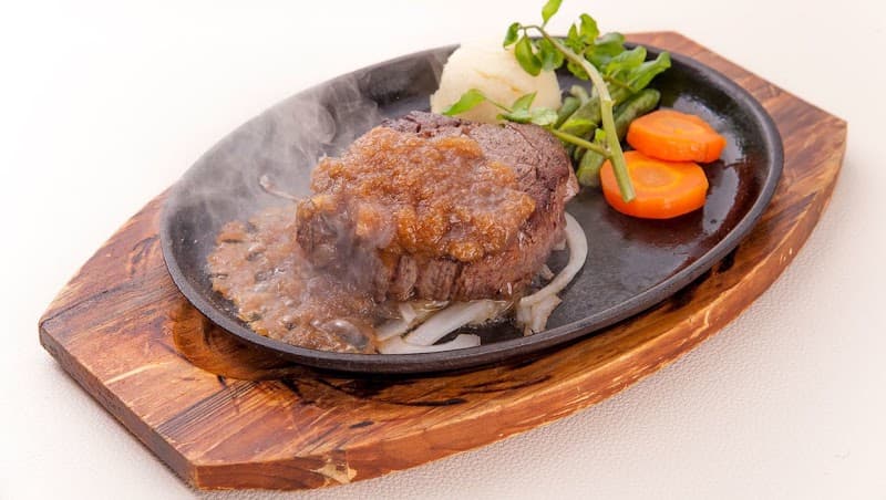 ステーキ&イタリアンレストラン ランデブーの店内・料理の写真 2枚目