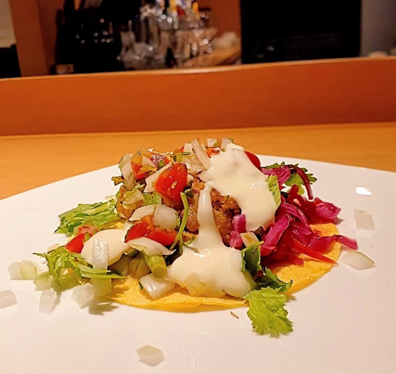 タコスとワイン三保保三(みほやすぞう)の店内・料理の写真 2枚目