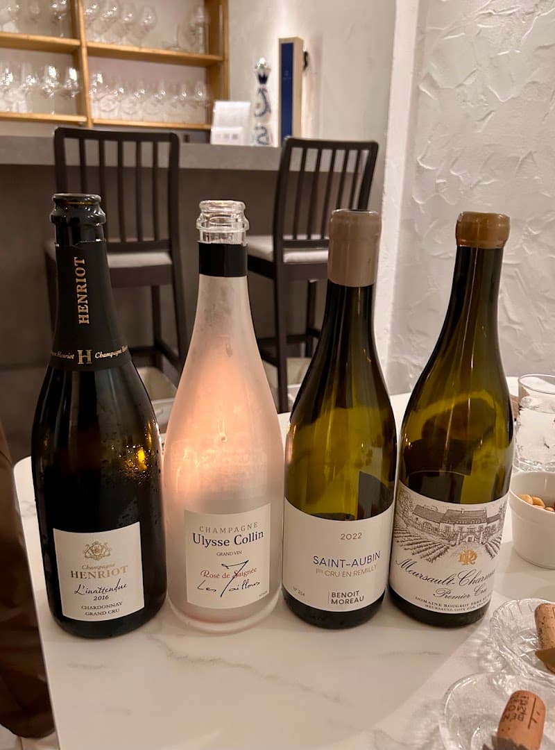 wine bar M. (エムドット)の店内・料理の写真 3枚目