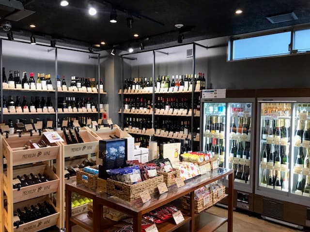 Wine & Whisky BaPhare by Vin et Bonheurの店内・料理の写真 3枚目