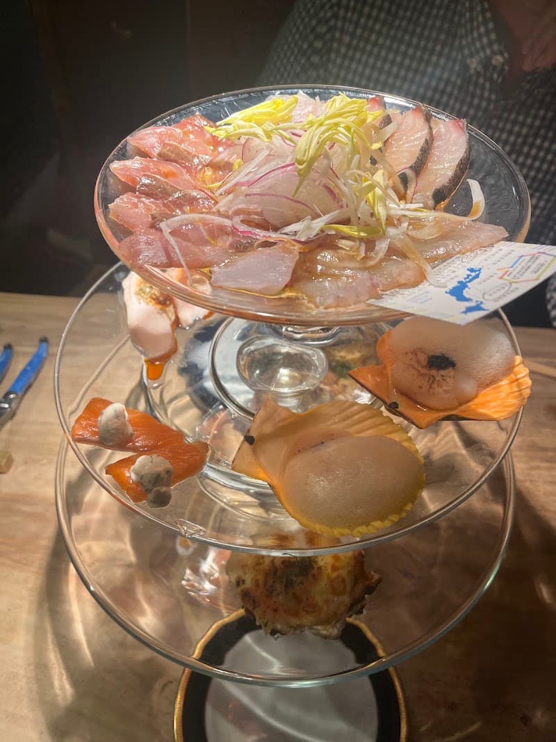 ビストロvinvin上本町6丁目本店🦪🍺🍷🍖の店内・料理の写真 3枚目