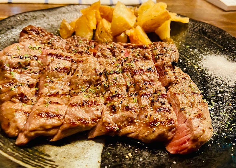 肉の居酒屋 肉バルNY NikubaruNYの店内・料理の写真 2枚目