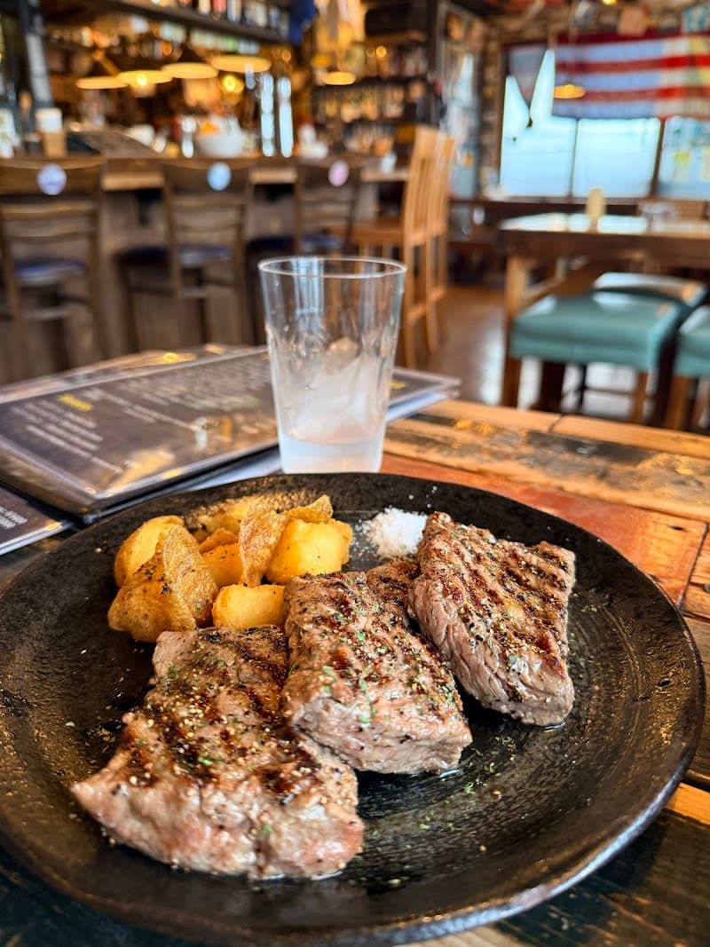 肉の居酒屋 肉バルNY NikubaruNYの店内・料理の写真 3枚目