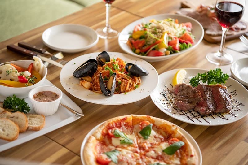 Piccolo Bruco(ピッコロ・ブルーコ)の店内・料理の写真 2枚目