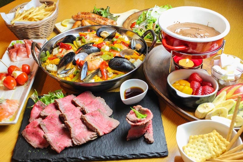 ダイニングバルWESTSIDE （ウエストサイド）の店内・料理の写真 2枚目