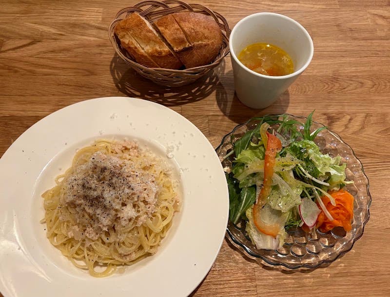 洋食アイロネの店内・料理の写真 1枚目