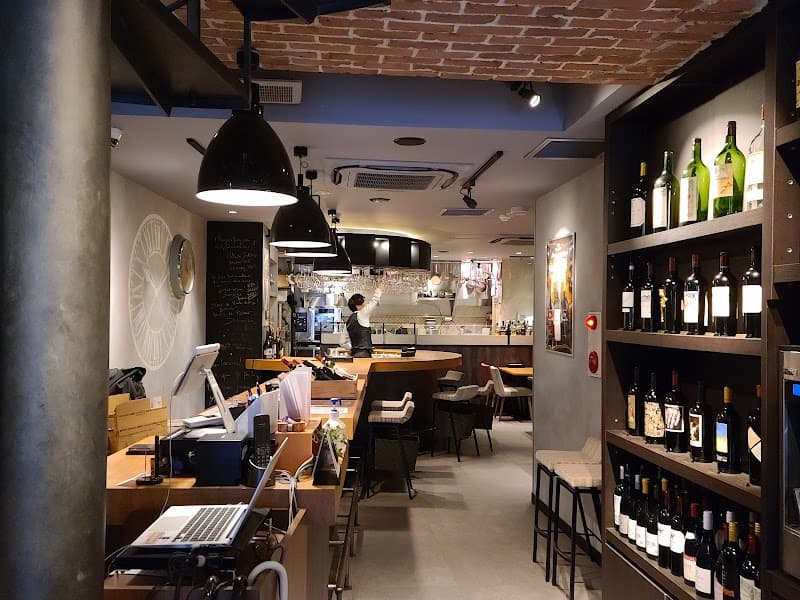 World Wine Bar by Pieroth 神楽坂店