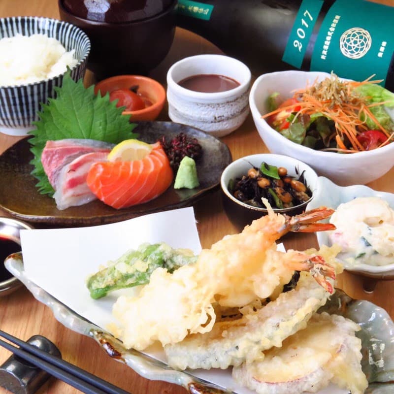 和酒楽食 せりべの店内・料理の写真 2枚目