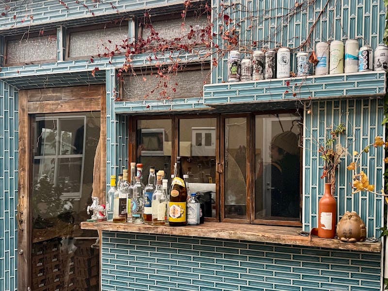 SDN-yokohama クラフトビール と ナチュラルワイン台湾ハンドメイド靴の店の店内・料理の写真 3枚目