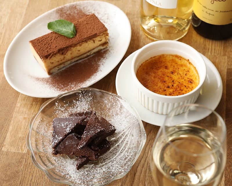 ROMAE 新小岩店の店内・料理の写真 2枚目