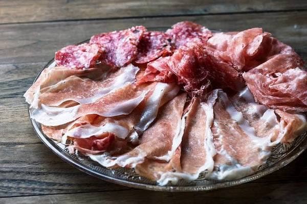 自然派ワインとアテ F（エフ）の店内・料理の写真 2枚目