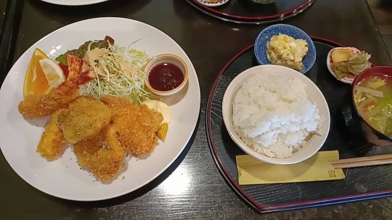 囲酒家 手仕事や宙 KU~の店内・料理の写真 3枚目
