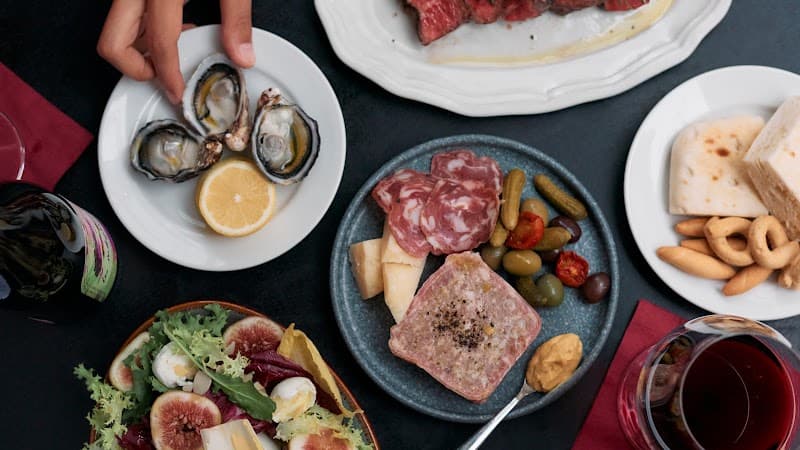 DAVELLO gastropubの店内・料理の写真 2枚目
