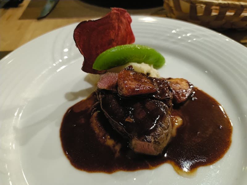 メルシー トゥル モンドの店内・料理の写真 2枚目