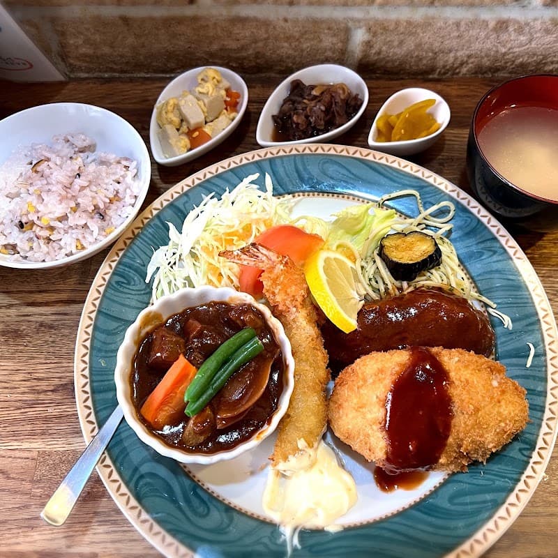 洋食屋さんkouの店内・料理の写真 3枚目