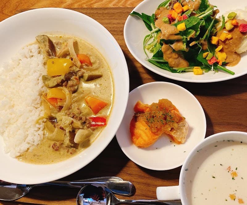 in-commeの店内・料理の写真 2枚目