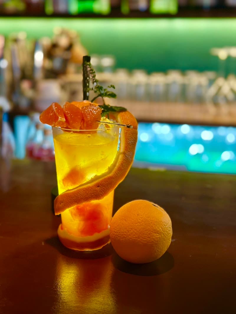 Bar DEEP FOREST バー ディープ フォレストの店内・料理の写真 3枚目
