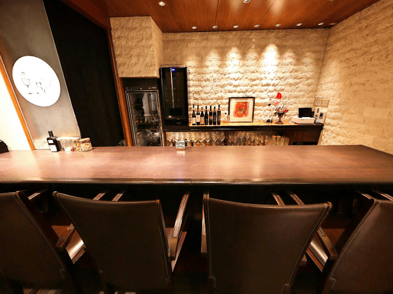 wine bar Bel