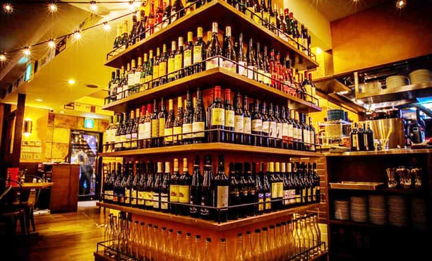 MEAT&WINE WINEHALL GLAMOUR 田町