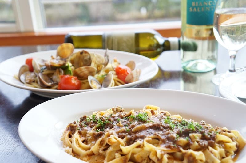 ピッツェリア アウストロの店内・料理の写真 2枚目